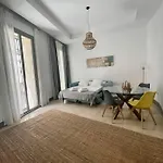 J21 Apartment By Cathedral Alcazar